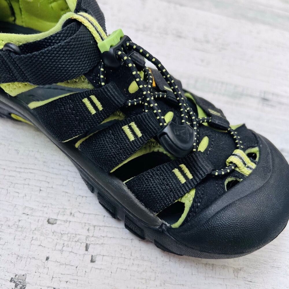 KEEN Newport H2 Sandals Kids Size 4 Black Green Waterproof Hiking Sport Outdoor - Picture 11 of 15